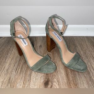 Block heels with strap